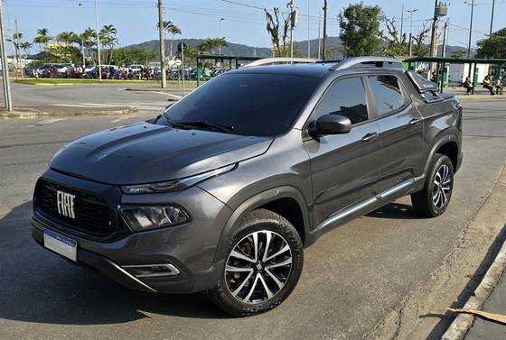 FIAT TORO 1.3 TURBO 270 FLEX ENDURANCE AT6 FIAT TORO 1.3 TURBO 270 FLEX ENDURANCE AT6